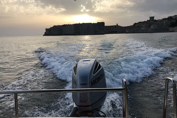 Private Speedboat Guided Tour: Explore the best of Dubrovnik Islands - Guides and the personal feel