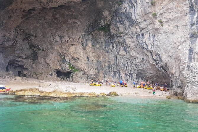 Private Speedboat Guided Tour: Explore the best of Dubrovnik Islands - Kolocep and the Blue Cave swim