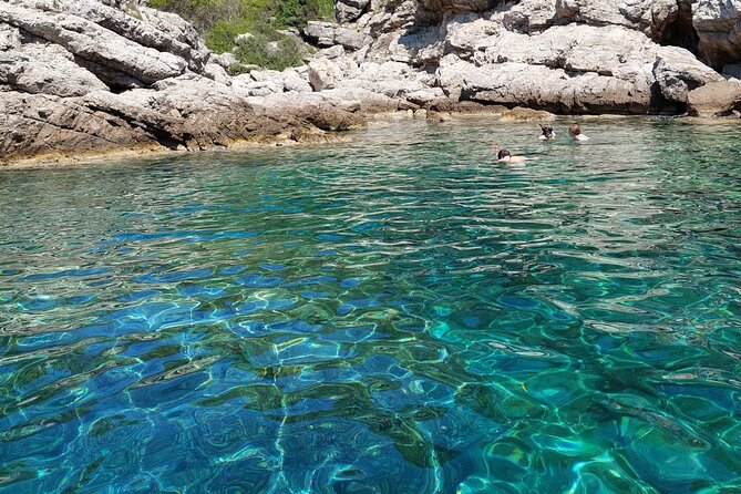 Private Speedboat Tour- Blue cave, sandy beaches and snorkelling - What is included, and what is not