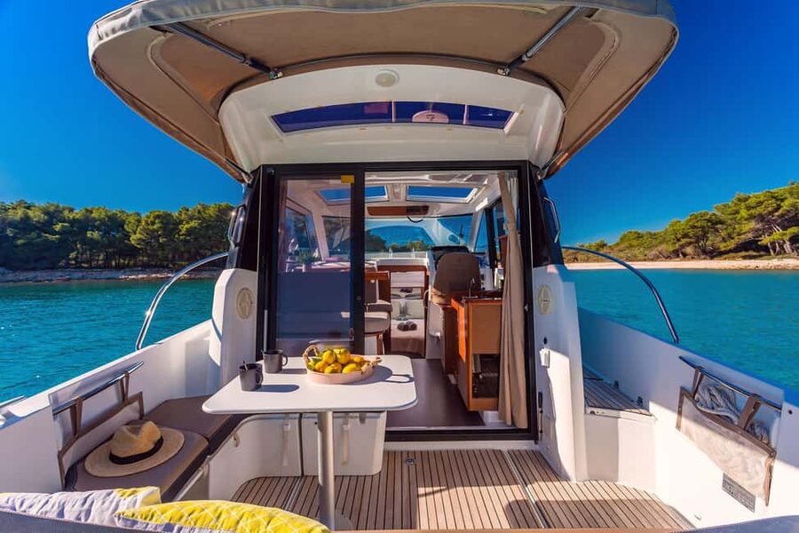 Private speedboat tours Sea Symphony - Who will get the most from this tour