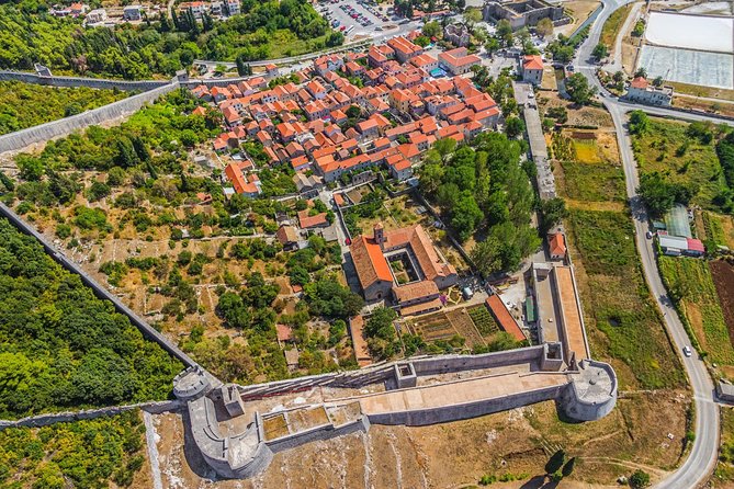 Private Tour: Korcula and Ston Day Trip from Dubrovnik with Wine Tasting - Ston: walls, salt, and a quick first stop