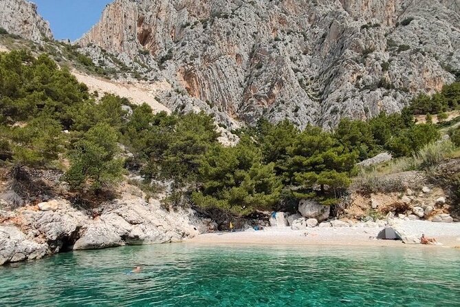 Private tour of Pakleni islands, Red Cliffs & South Shore of Hvar - Flash, the local skipper