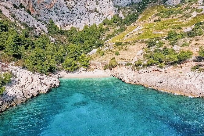 Private Tour of Red rocks, Pakleni Islands and Hvar's Southern Beaches - Red Rocks: Hvar’s most striking swim stop