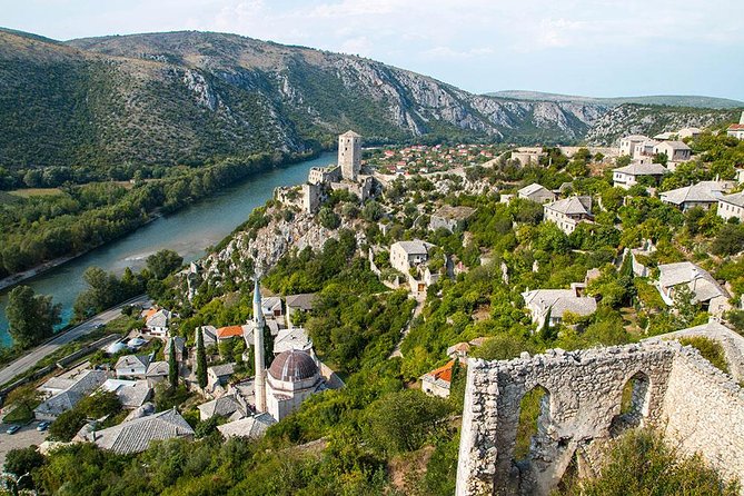PRIVATE TOUR to Mostar, Stolac, Pocitelj & Blagaj by CRUISER TAXI - Počitelj and the climb above the Neretva