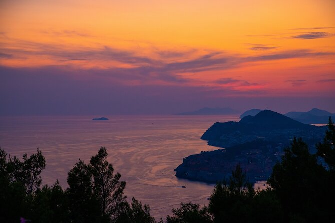 Private Tour: Wine & Sunset Experience at boat - The private format makes the evening feel easy