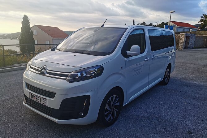 Private Transfer by 8 seats van from and to Dubrovnik Airport - Who will get the most from this transfer