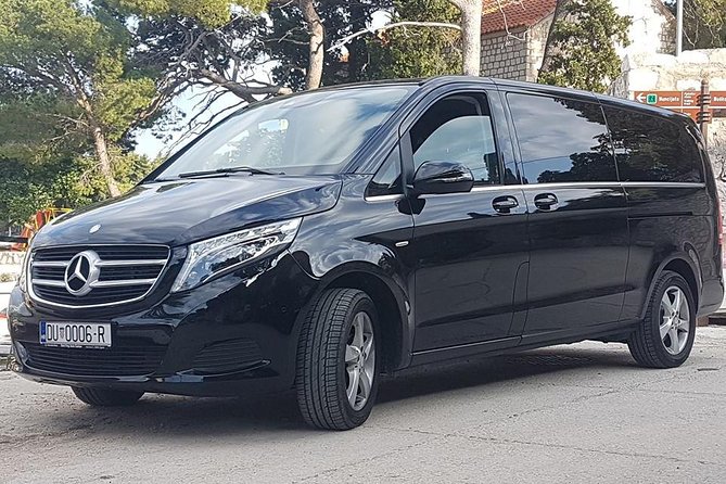Private transfer Dubrovnik airport to Dubrovnik ACI Marina in Komolac - Finding Your Driver at Dubrovnik Airport