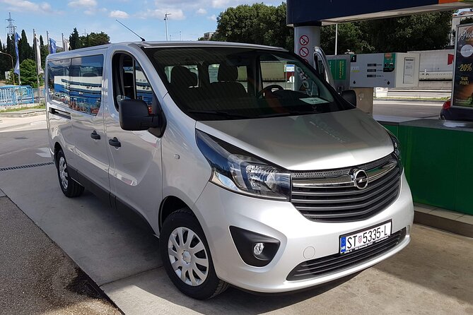 Private transfer Split airport to Split (any location) up to 8 passengers - A private ride that solves the awkward part of arrival
