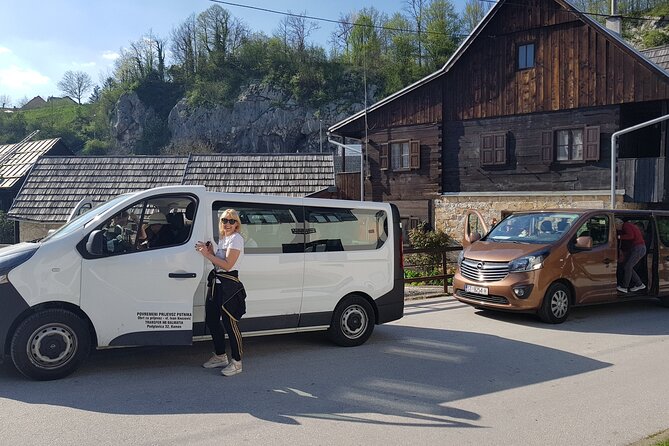 Private transfer Split airport to Split (any location) up to 8 passengers - Cancellation, booking, and practical details