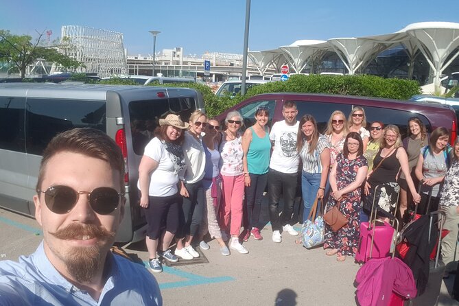 Private transfer Split airport to Split (any location) up to 8 passengers - What the 35 to 55 minute drive gives you