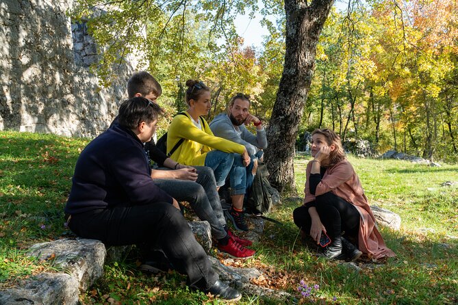 Private Walks & Storytelling - the best small group tour in Split - The two-minute street called Let Me Pass