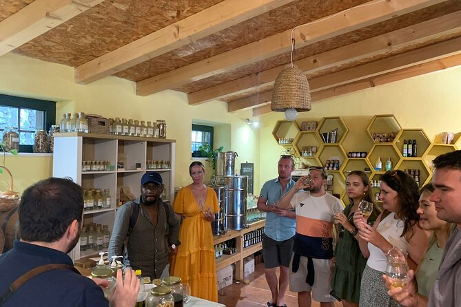 Private Wine and Gin Tour Around the Island of Korcula - OPG Komparak and Korcula’s farm-made flavors