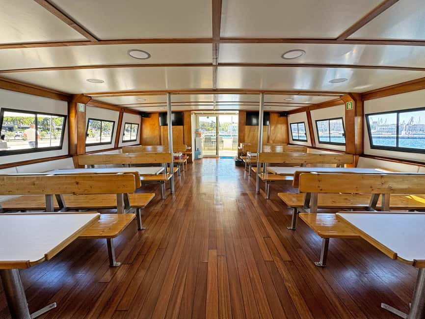 Pula: Dolphin Sunset Cruise to Brijuni with Dinner & Drinks - The sunset return to Pula