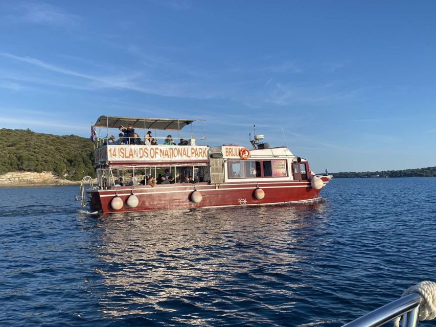 Pula: Harbor Cruise with unlimited Drinks - Who will get the most from this cruise