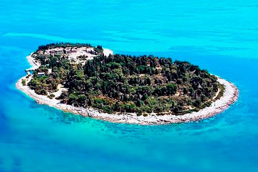 Pula: National Park Brijuni Island Visit & Dolphin Cruise - Dinner, drinks, and what the price really covers