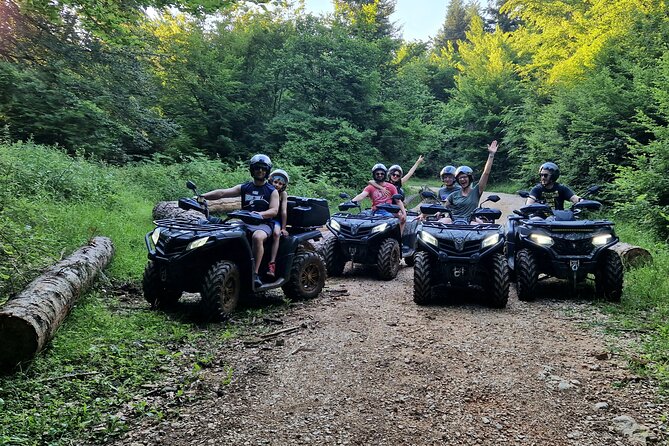 Quad safari Gacka - Riding the 400cc automatic 4x4 quad