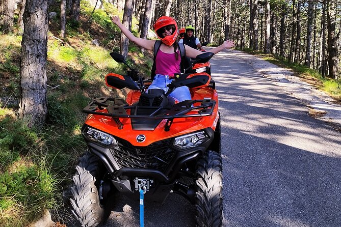 Quad Tour to skywalk biokovo Makarska by Amigos - The viewpoint break in the middle of the climb