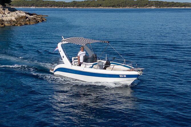 Red Rocks, Hvar Bays & Pakleni – Private Boat Tour from Hvar - Lunch at Notos is flexible but costs extra