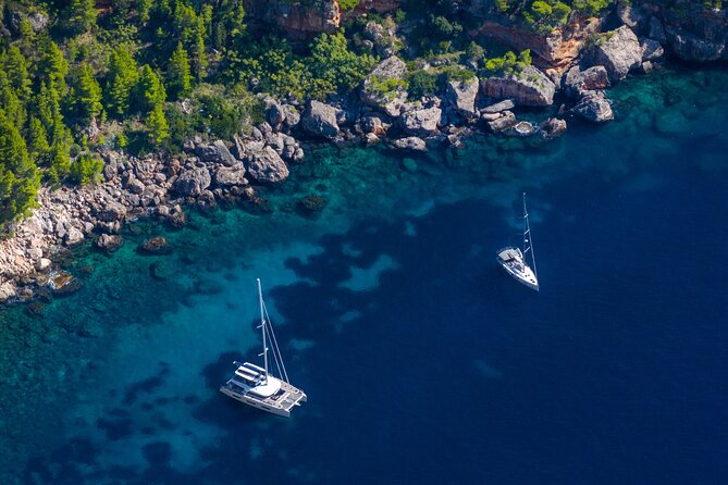 Red Rocks Private All Day Tour from the City of Hvar - Ivan Dolac adds vineyards without slowing the boat day