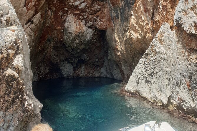Red Rocks & Southern Side Of Hvar Private Tour - Music, water, and the small comforts