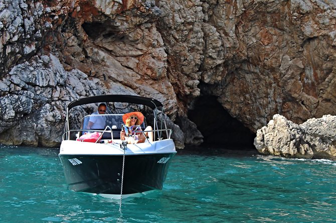 Rent a speed boat and explore beaches and coves of Elaphiti Islands - Five things to know before you book