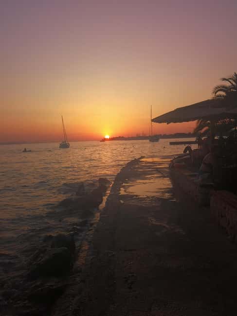 Romantic Sunset tour around Zadar with Drinks - Who should book this Zadar cruise?