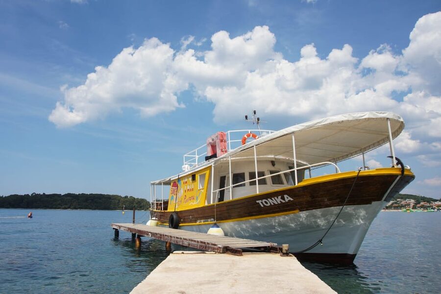 Rovinj: Lim Fjord and Pirate Cave Boat Tour - Returning to Rovinj after the stop