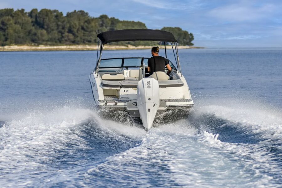 Rovinj or Vrsar: Lim Fjord & Rovinj islands Speedboat Tour - Red Island and its small harbor