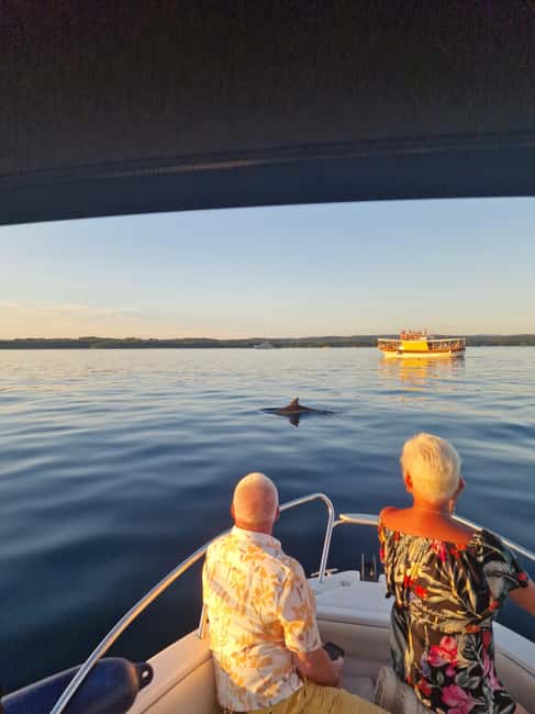 Rovinj: Shared Dolphin and Sunset Tour with Drinks - The Sunset Stop And Open Water Views