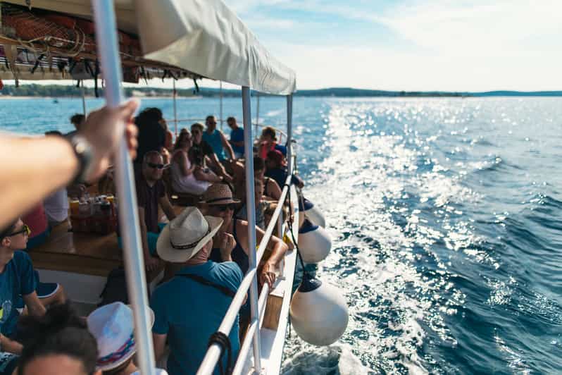 Rovinj: Sunset Cruise with Swim Stop, Drinks, and Fruits - Meeting the Stupica boat at Villas Rubin