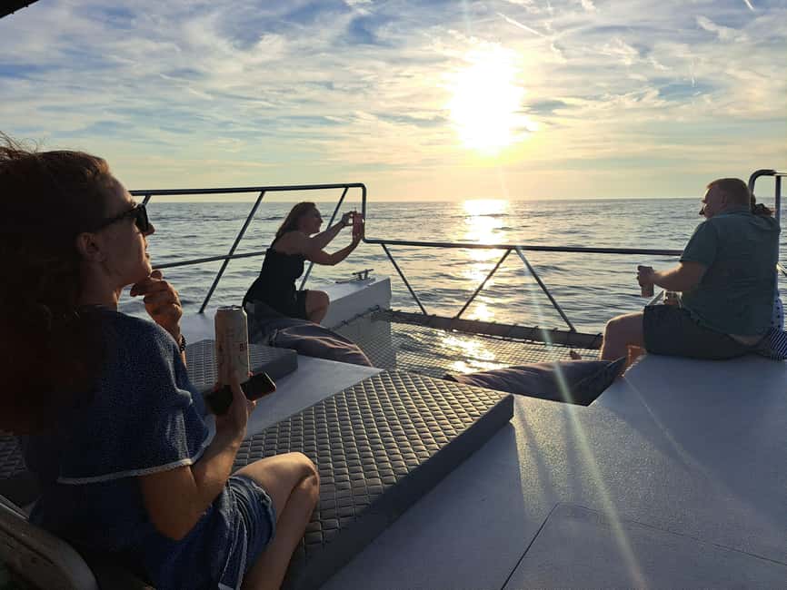 Rovinj: Sunset & dolphin group tours with Catamaran - Why This Catamaran Feels Different