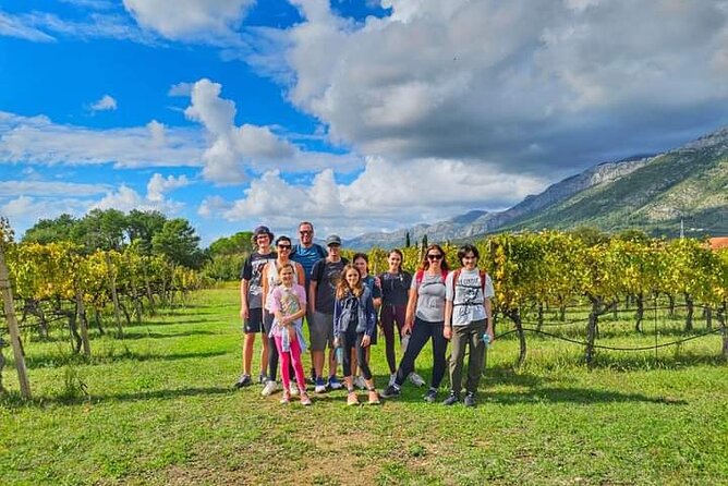 Rural Biking & Wine Tasting Tour in Dubrovnik - Guides, group size, and the personal touch