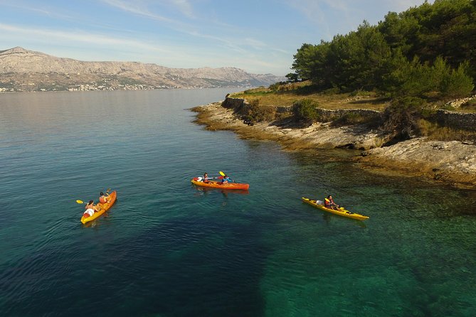 Sea kayaking Postira - Lovrečina (St.Lovre, archaeological site) - Starting at Postira’s Porat beach
