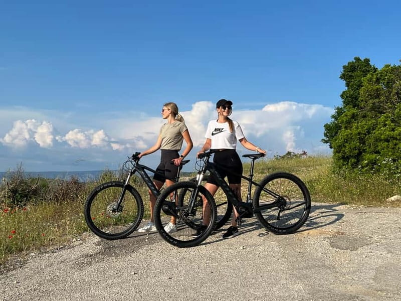 Self-guided mountain bike tour (non-electric) - Starting at Hvar Outdoor with the right bike