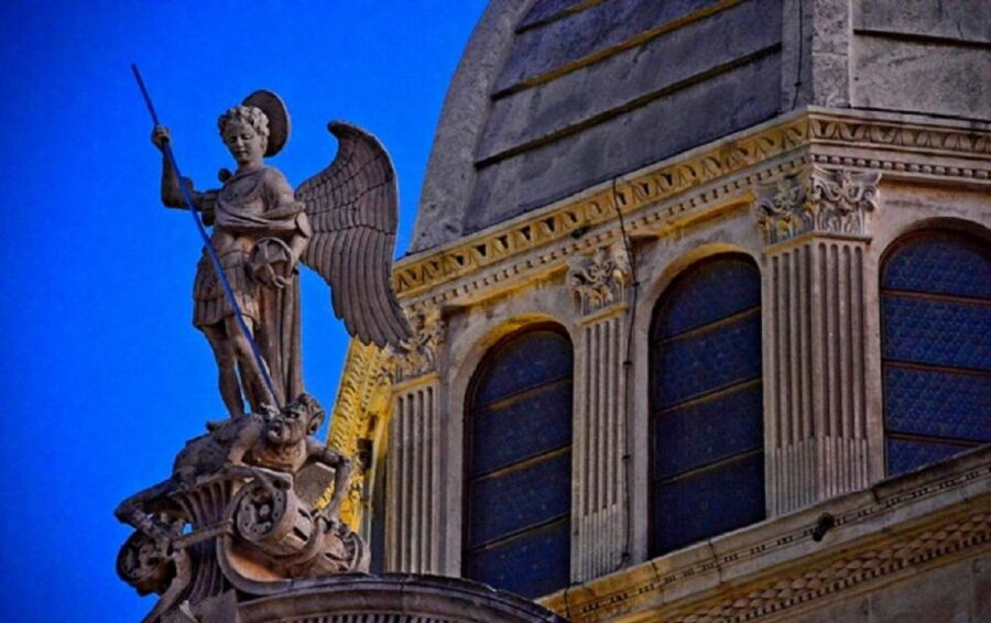 Sibenik: Guided Evening Walking Tour - Why Šibenik works so well after sunset