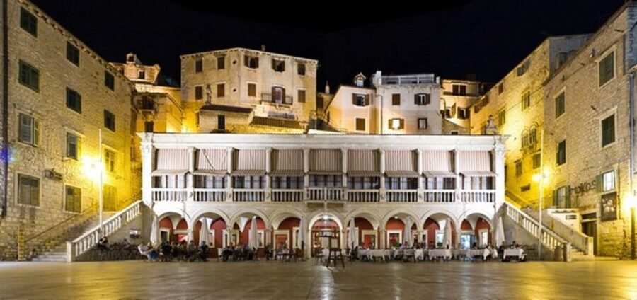 Sibenik: Guided Evening Walking Tour - King Petar Kresimir and the city’s identity