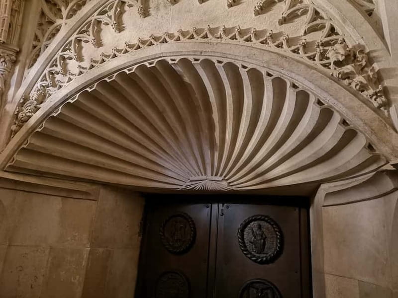 Šibenik: Medieval Night Walking Tour - Timing, meeting details, and what to bring