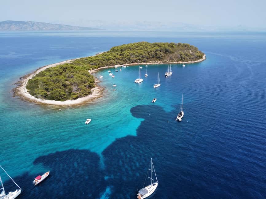 Speedboat to 3 islands: Hvar, Brač, Zečevo with watersports - Why this speedboat trip works so well
