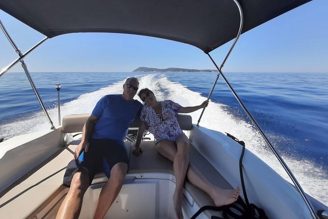 Speedboat transfer from Hvar town (Water taxi transfer) to Airport Split - Things to consider before you commit
