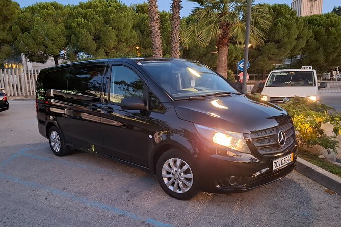 Split airport to Split Private transfer to 8 pax (Door to Door any location) - A clean ride with useful help, not a tour