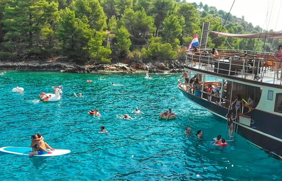 Split: All inclusive Brač & Šolta Island Swimming Cruise - Should you book the Brač and Šolta cruise?