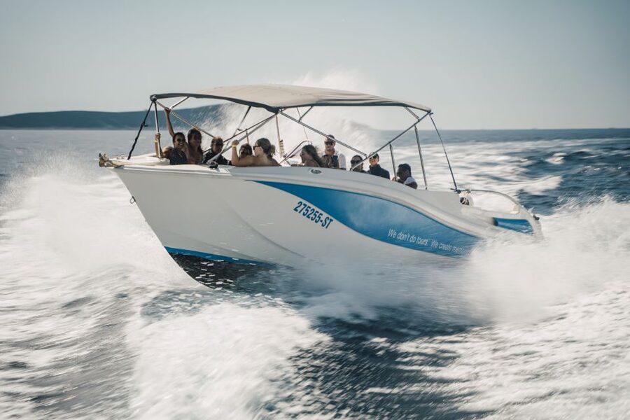 Split: Blue Cave and 5 Islands Tour - Why the Blue Cave deserves the early start