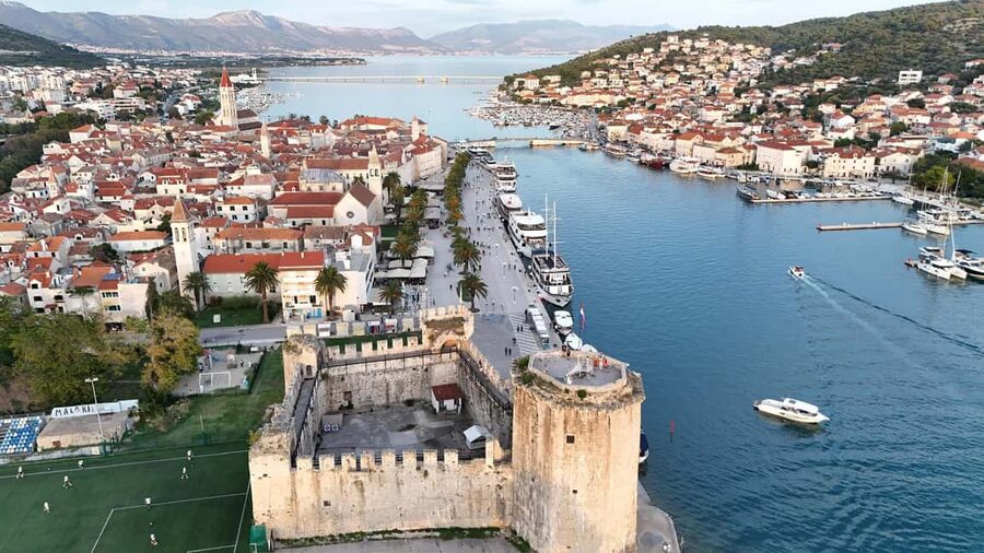 Split: Blue Lagoon & 3 Island Cruise with Wine & Snorkeling - Who should book this five-hour outing