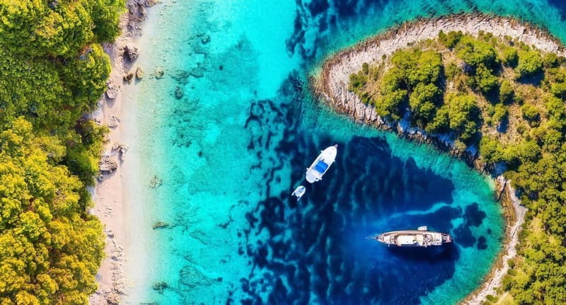 Split: Blue Lagoon and 3 Islands Tour - Three Croatian stops in five hours