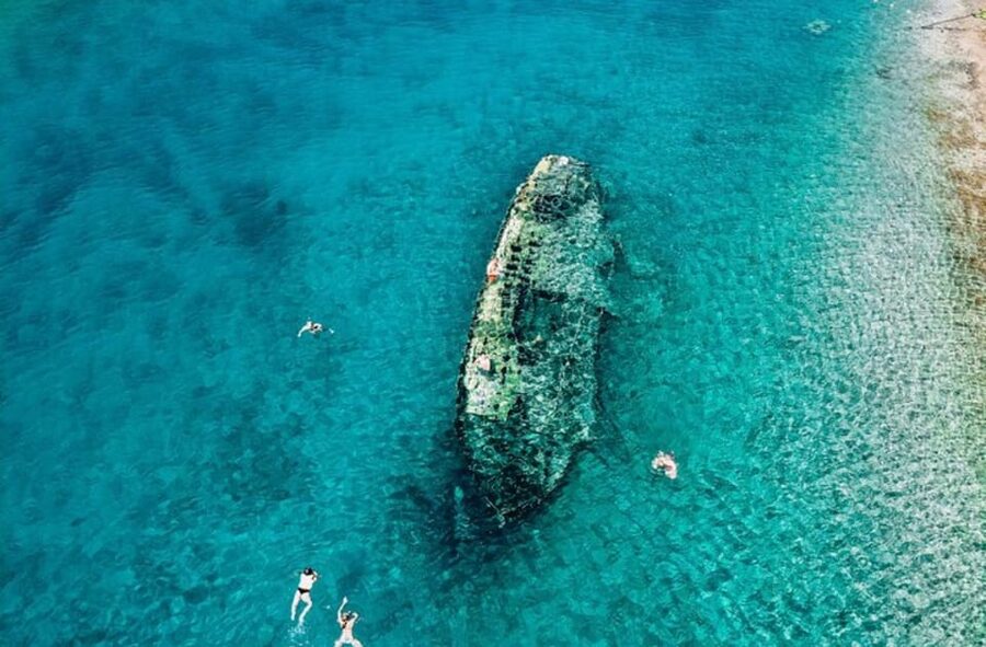 Split: Blue Lagoon, Shipwreck and Šolta with Food and Drinks - Nečujam Bay and the underwater wreck