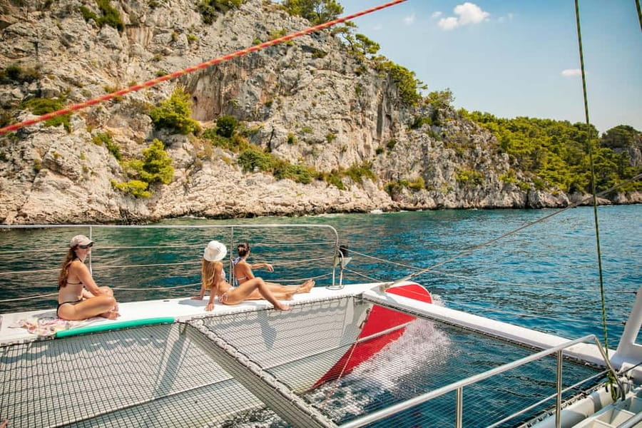 Split: Blue Lagoon & Trogir Boat Tour with Lunch and Drinks - Setting out from Split on the Summer Blues catamaran