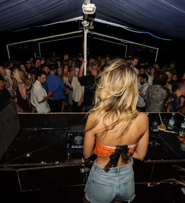 Split: Boat Crawl with Nightclub Access, Shots, & Boat Party - Finishing at a Split nightclub