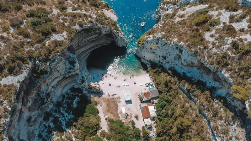 Split: Boat Tour to Blue Cave, Vis, Blue Lagoon, Hvar, Brač - Why this boat tour covers so much of Dalmatia