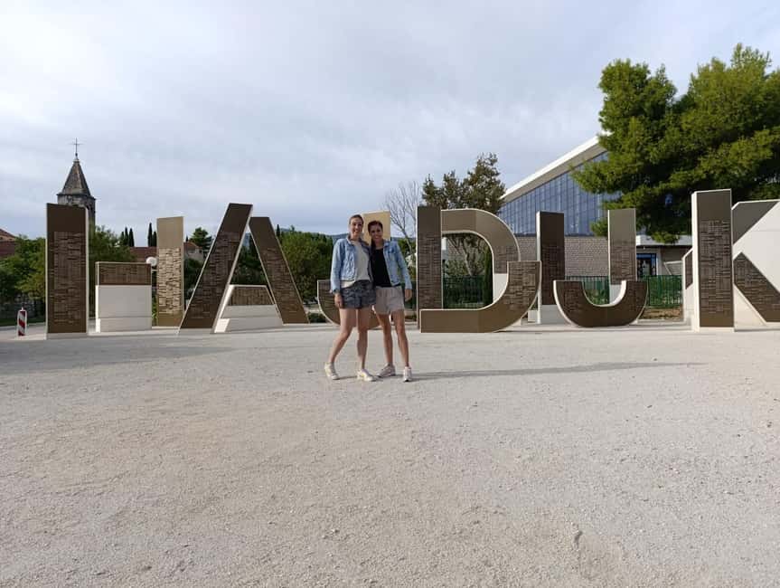 Split City & Marjan Park Electric Bike Tour - What the guides add to the ride