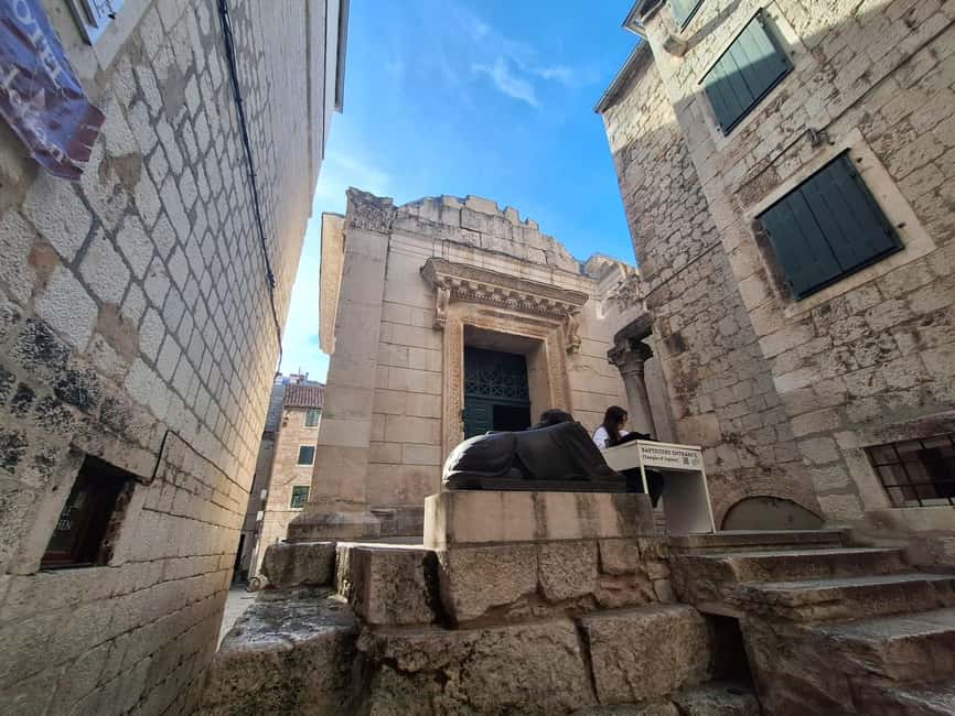 Split: City Walking Tour w/ Game of Thrones Locations - Starting beside Gregory of Nin